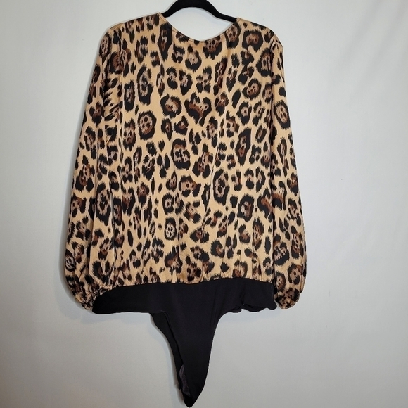 Leopard Stitchfix Bodysuit - Picture 12 of 15